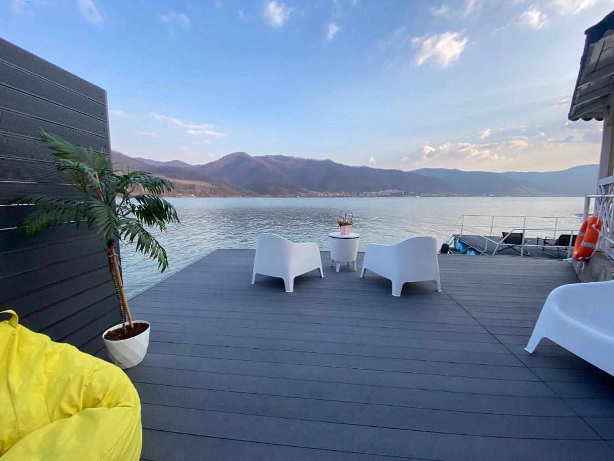 Noah River House Orşova Εξωτερικό φωτογραφία