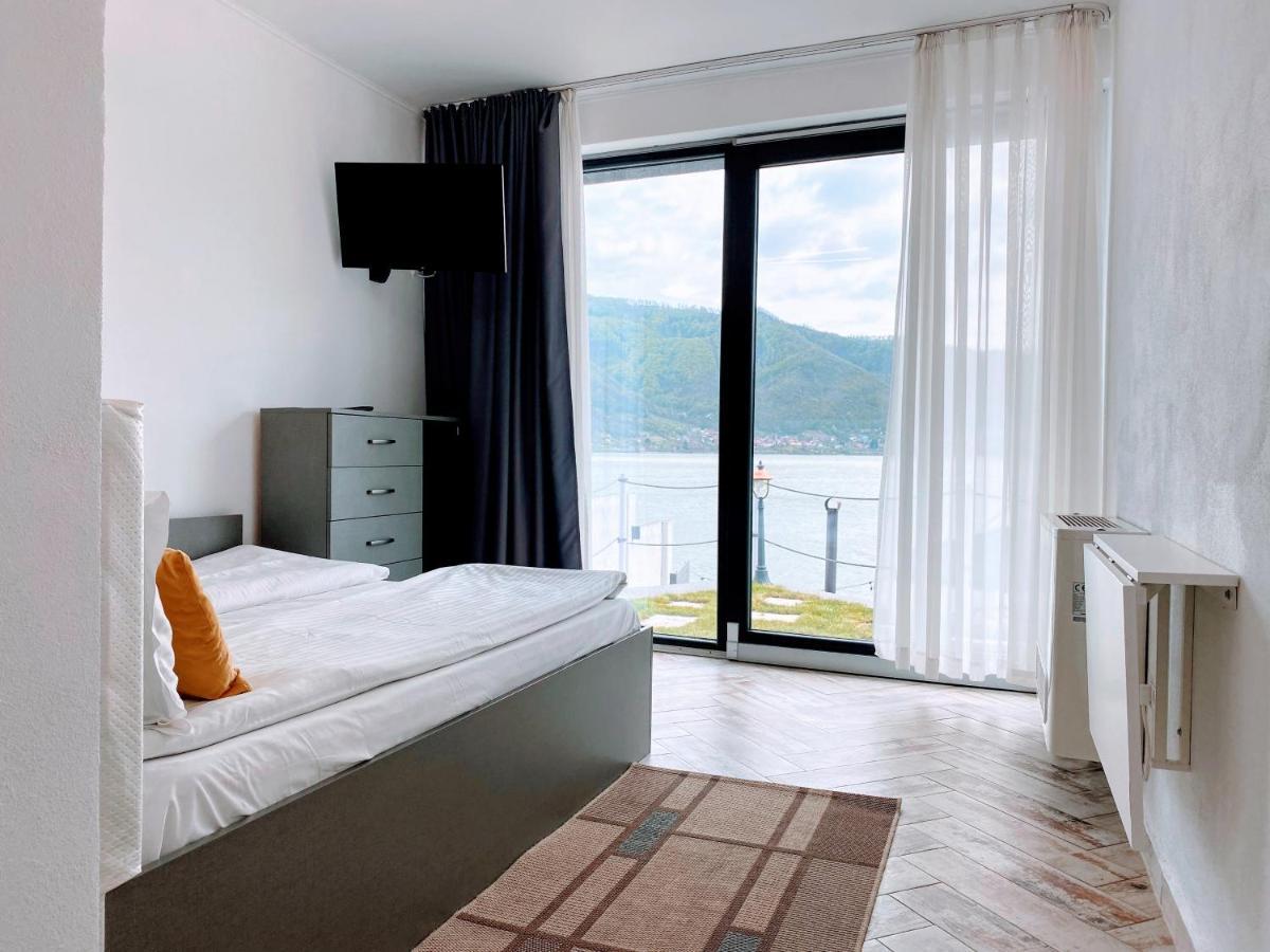 Noah River House Orşova Εξωτερικό φωτογραφία